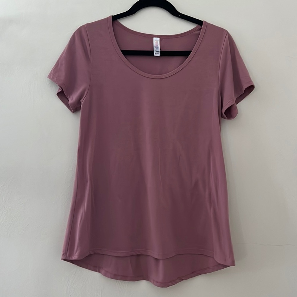 LuLaRoe - Neutral pink t-shirt - S - Good Condition